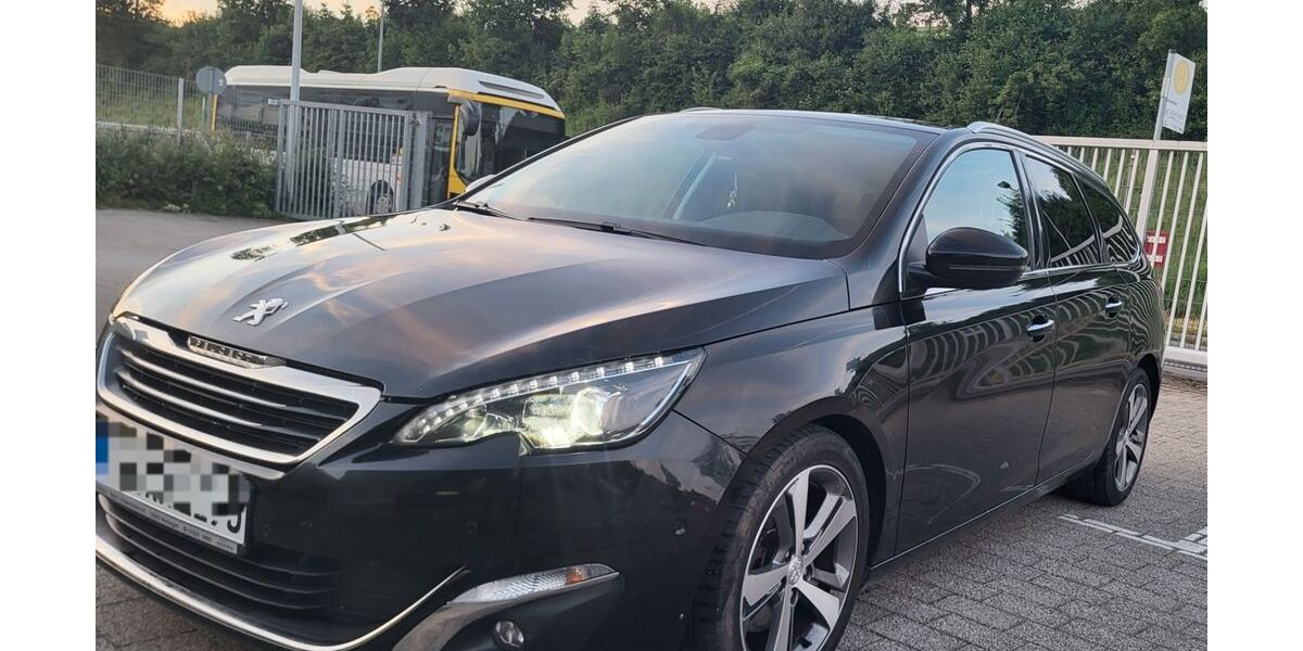 Peugeot 308 180.000 km 8.100 &euro; Tübingen 72070
