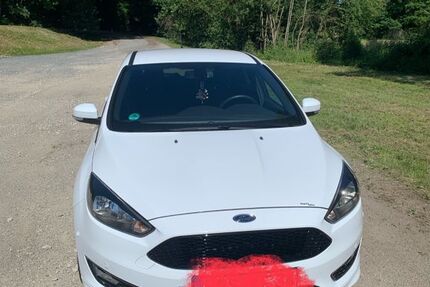Ford Focus 43.000 km 12.500 &euro; Lußberg 96151