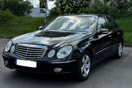 Mercedes E 200