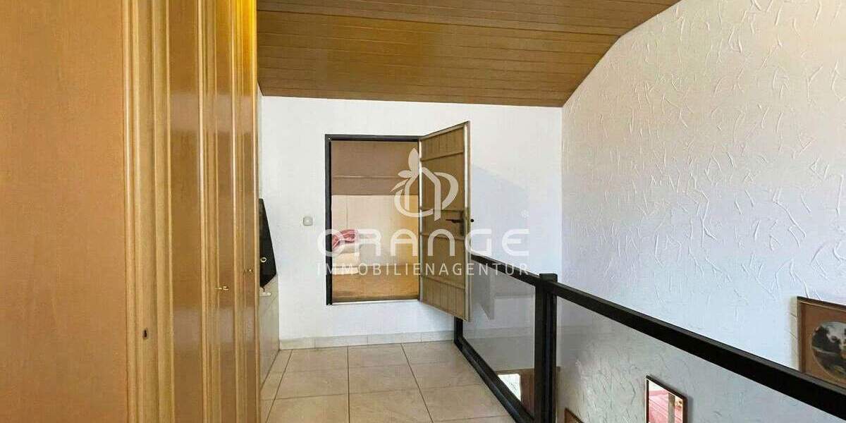 Einfamilienhaus Oberasbach Altenberg - 4 Zimmer, 178 m&sup2;, 649.000&euro; | Angebot:25770525