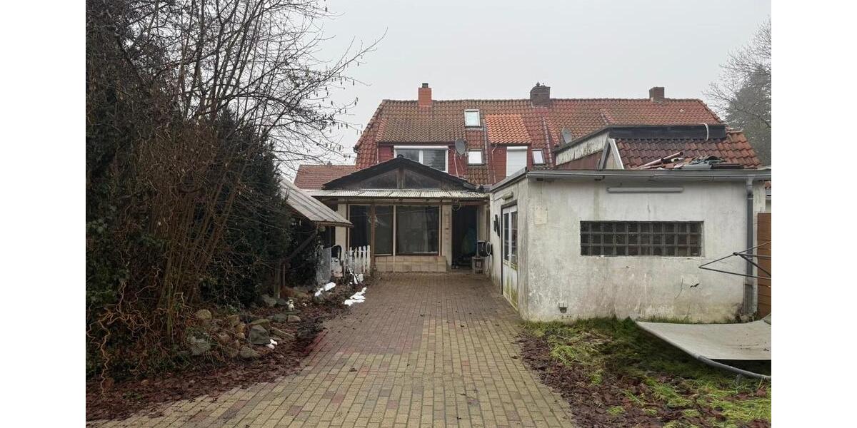 Doppelhaushälfte Nordenham - 5 Zimmer, 130 m&sup2;, 220.000&euro; | Angebot:25351763