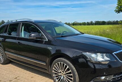 Skoda Superb 165.101 km 12.500 &euro; Diepenau 31603