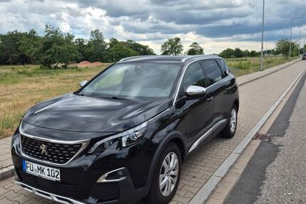 Peugeot 5008 229.000 km 13.900 &euro; Fürth 90766