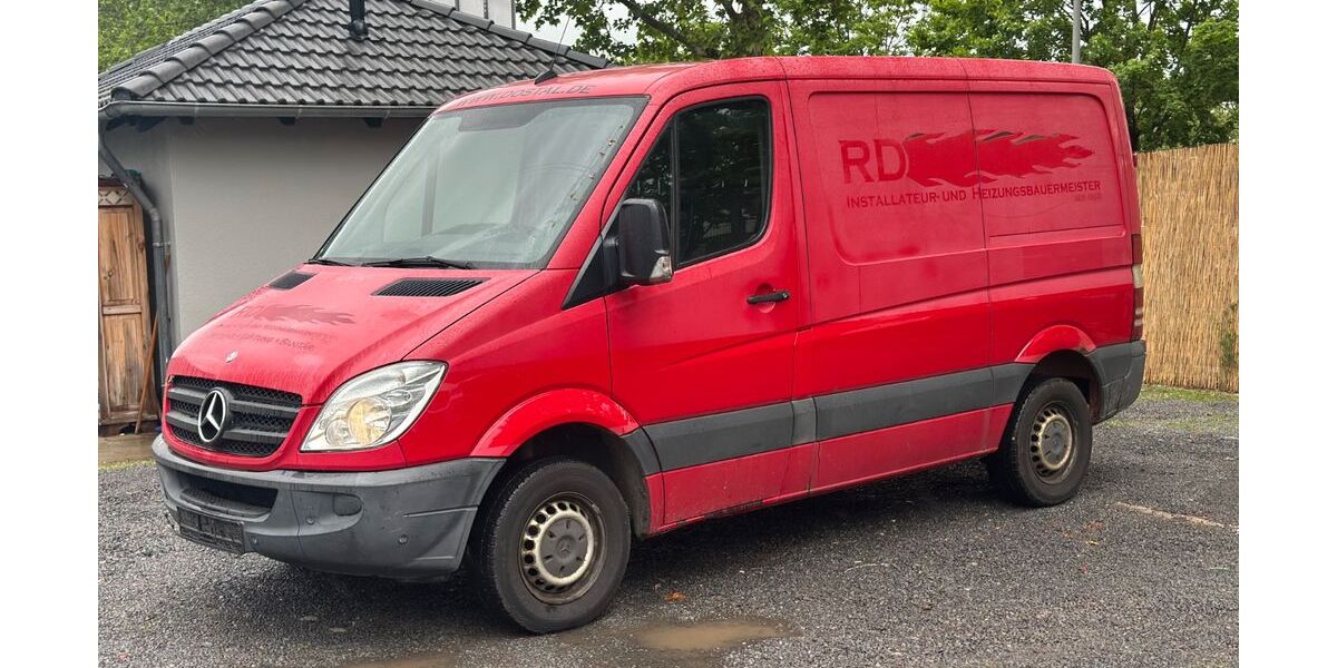 Mercedes-Benz Sprinter 185.000 km 6.990 &euro; Darmstadt 64293