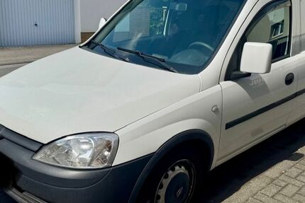 Opel Combo 155.600 km 4.100 &euro; Bad Homburg 61352