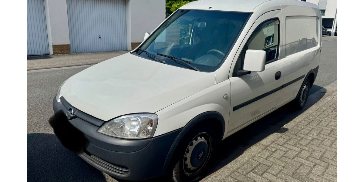 Opel Combo 155.600 km 4.100 &euro; Bad Homburg 61352