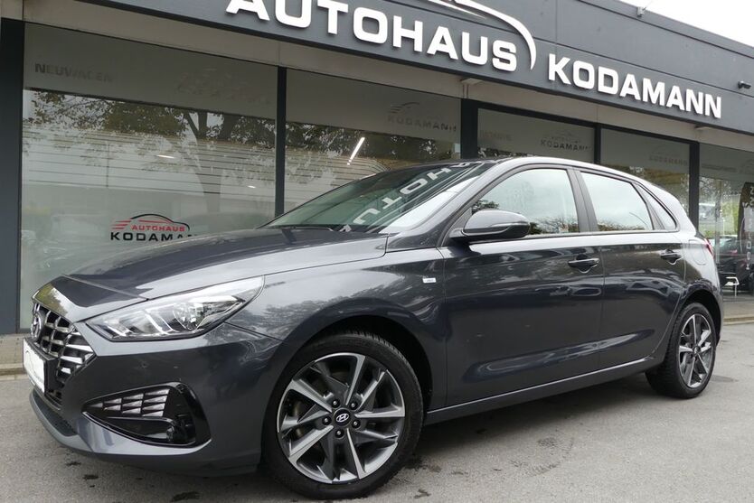 Hyundai i30 64.944 km 14.950 € Rheda-Wiedenbrück 33378