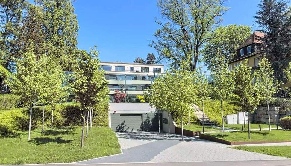 Stilvolles Wohnen in Stuttgart-Degerloch - Architektur, Qualität und Atmosphäre auf höchstem Niveau 5 zimmer