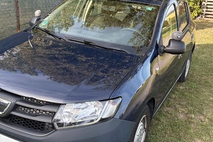 Dacia Sandero 83.500 km 4.000 &euro; Hanau 63452