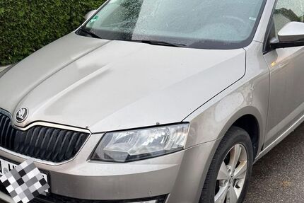 Skoda Octavia 285.000 km 5.555 &euro; Senden 89250