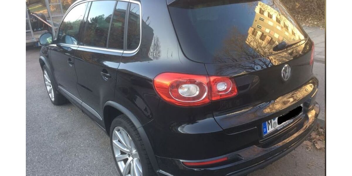 VW Tiguan 152.800 km 8.999 &euro; München 81737