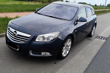 Opel Insignia 153.600 km 3.500 &euro; Wilhelmshaven 26388
