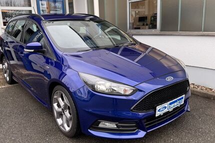 Ford Focus 79.681 km 17.380 € Glauchau 08371