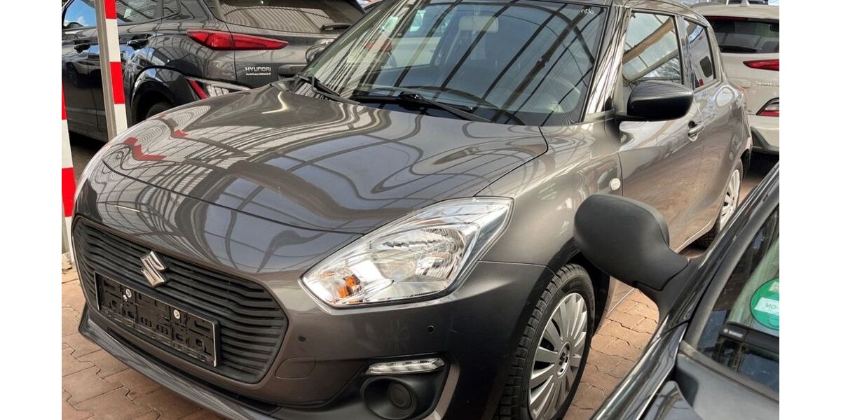 Suzuki Swift 62.111 km 10.490 &euro; Magdeburg 39116
