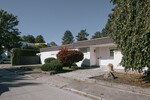Exklusiver Bungalow mit Schwimmbad auf Südgrundstück - Einfamilienhaus Krailling | Angebot:26829668