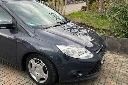 Ford Focus 63.000 km 7.900 &euro; Dauchingen 78083