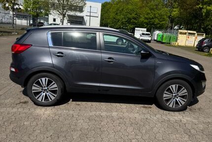 Kia Sportage 187.000 km 10.300 &euro; Gütersloh 33334