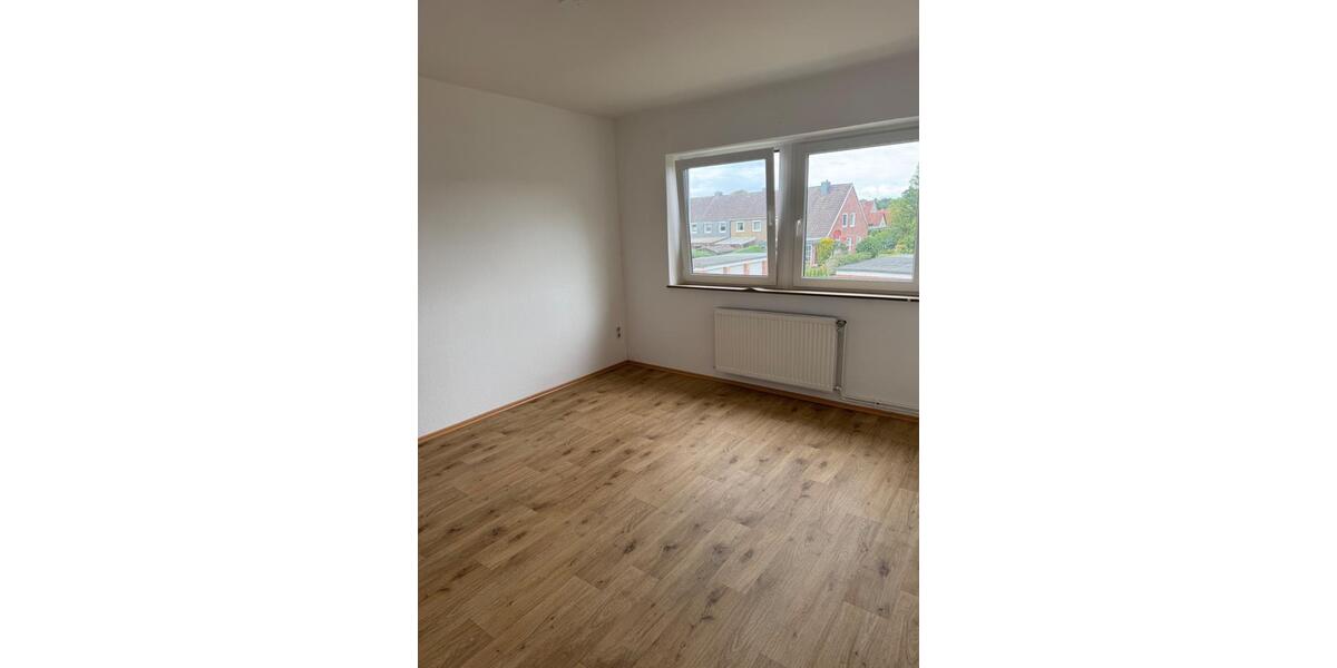 Etagenwohnung Faßberg - 3 Zimmer, 65 m&sup2;, 410&euro; | Angebot:25156990