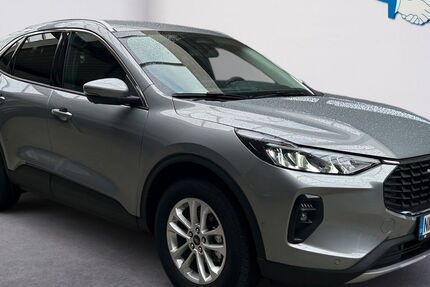 Ford Kuga 4.550 km 32.990 &euro; Husum 25813