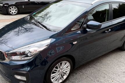 Kia Carens 190.000 km 6.980 &euro; München 81827