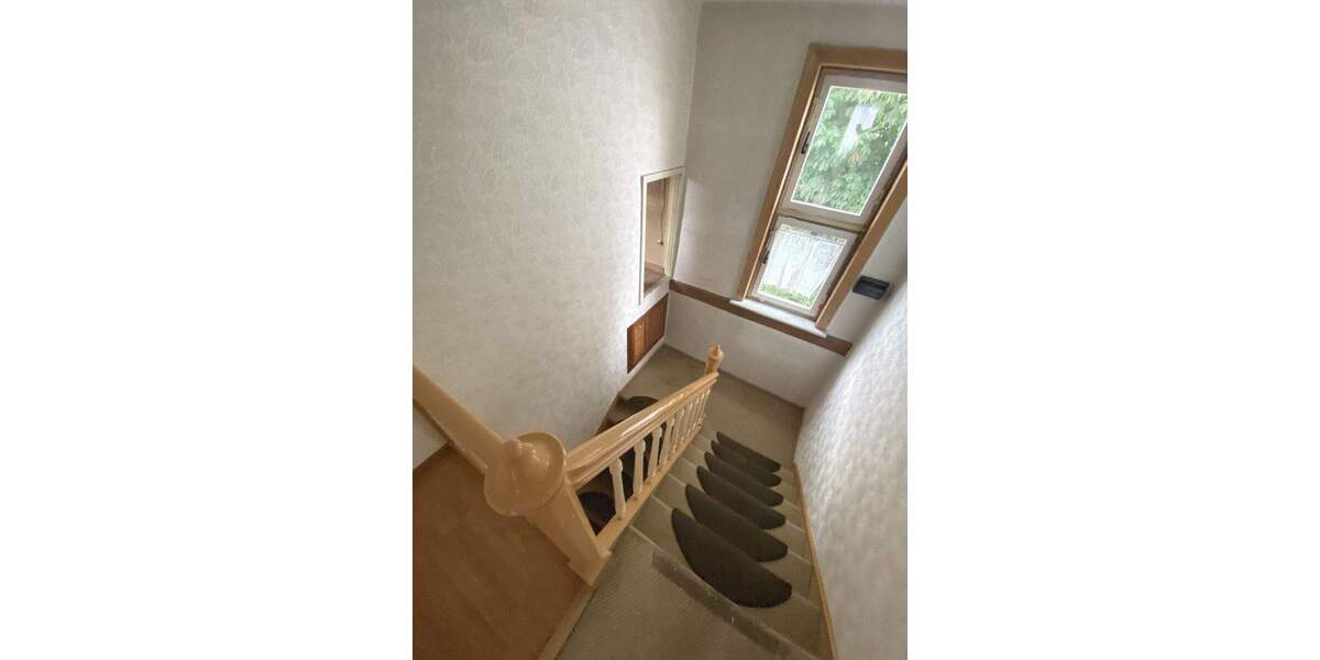 Einfamilienhaus Gotha - 4 Zimmer, 132 m&sup2;, 110.000&euro; | Angebot:25836204