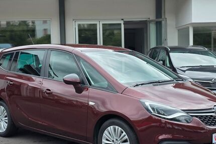 Opel Zafira 105.000 km 10.790 &euro; Steinau an der Straße 36396