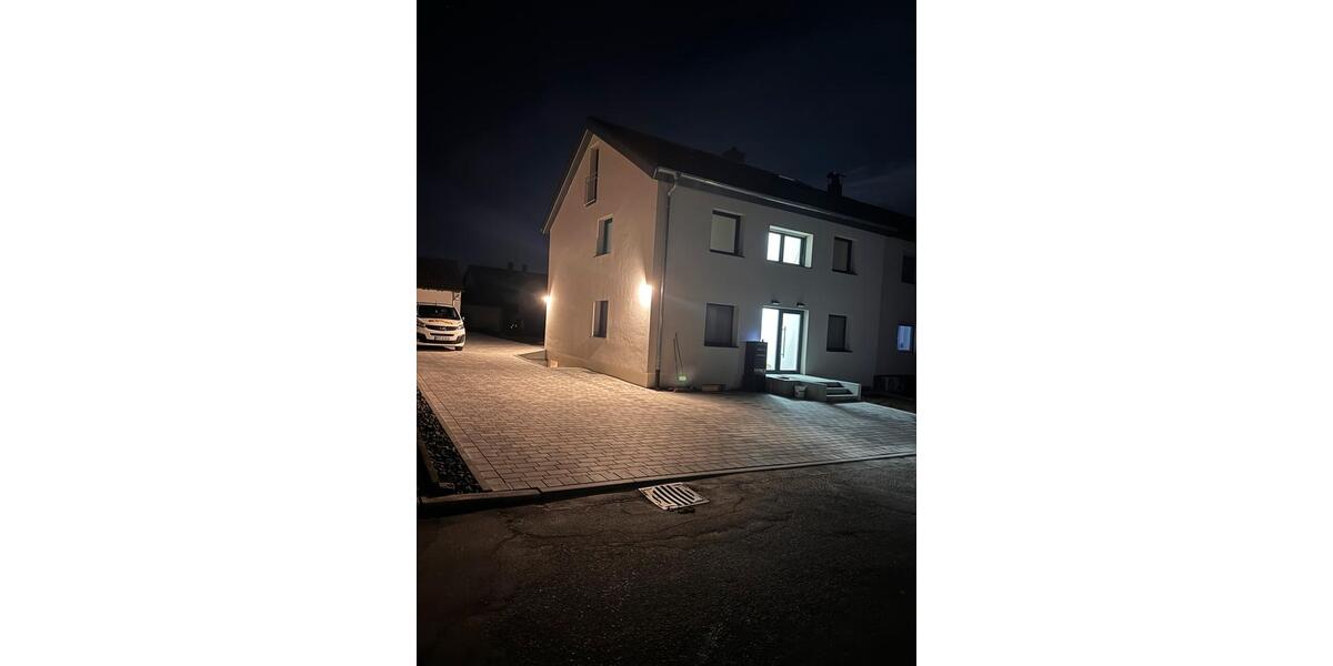 Doppelhaushälfte Walldürn - 10 Zimmer, 210 m&sup2;, 432.000&euro; | Angebot:25625093