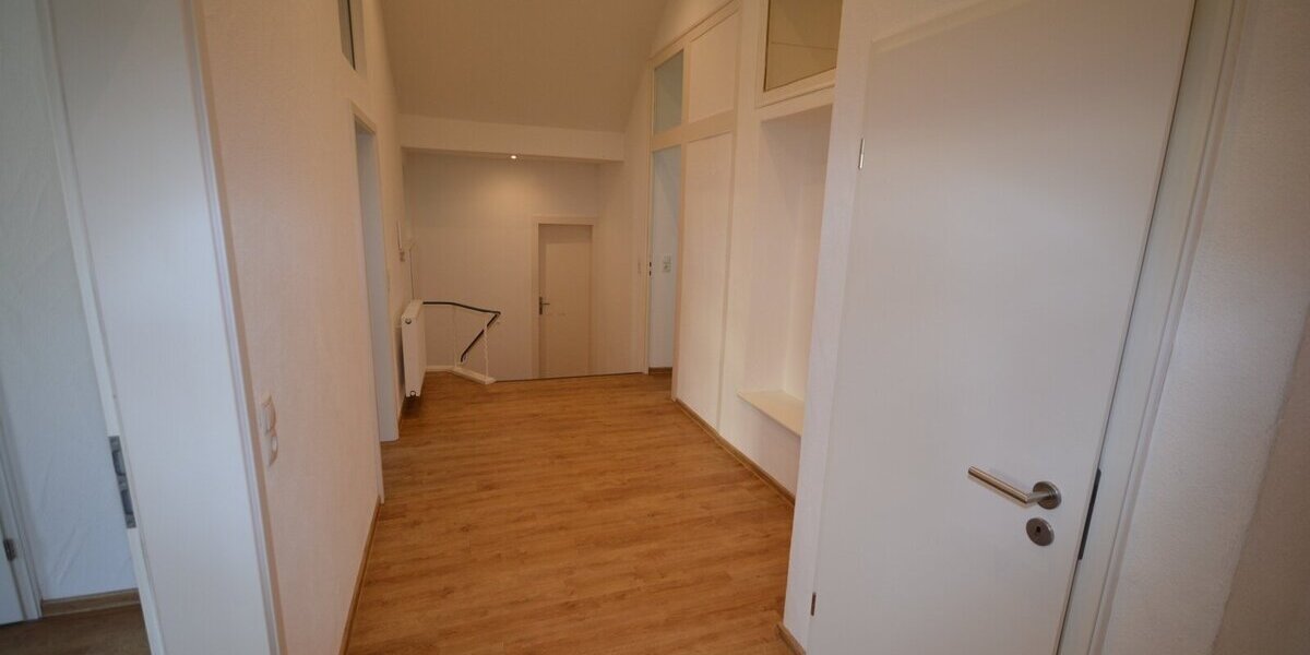 Eine wunderschoene Altbauwohnung in zentraler Stadtlage. - Erdgeschoßwohnung Neustadt Kernstadt | Angebot:20827926