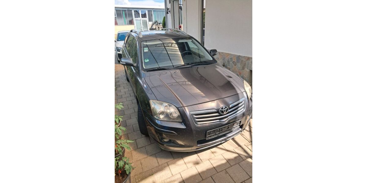 Toyota Avensis 230.000 km 3.200 &euro; Dürrlauingen 89350