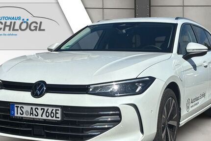VW Passat Variant 5.000 km 53.900 &euro; Traunreut 83301