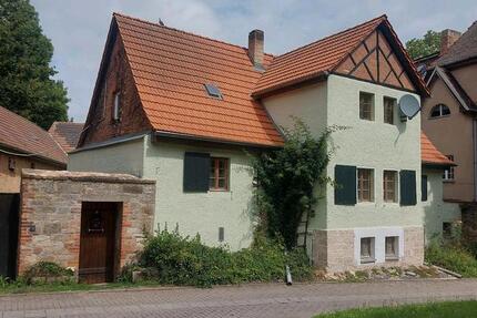 Bauernhaus, Dreiseithof im schönen Seegebiet Mansfelder Land zu v zimmer