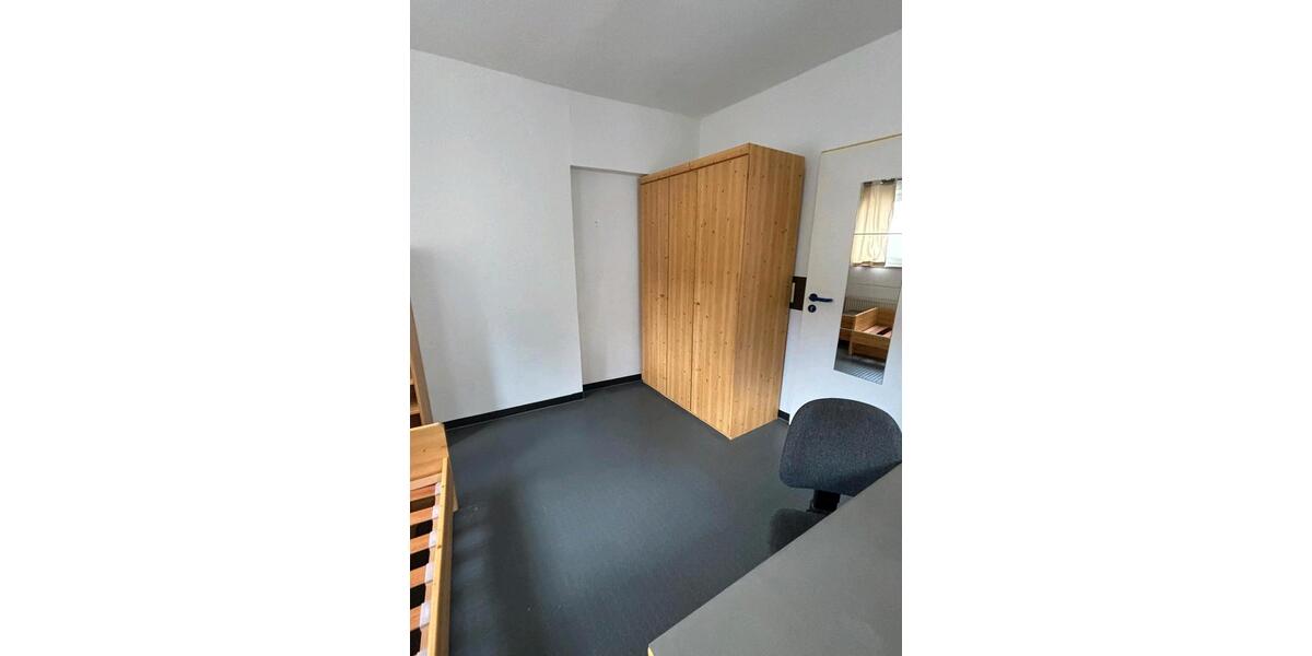 Erdgeschoßwohnung Ober-Olm Olm - 1 Zimmer, 12 m&sup2;, 490&euro; | Angebot:25760246