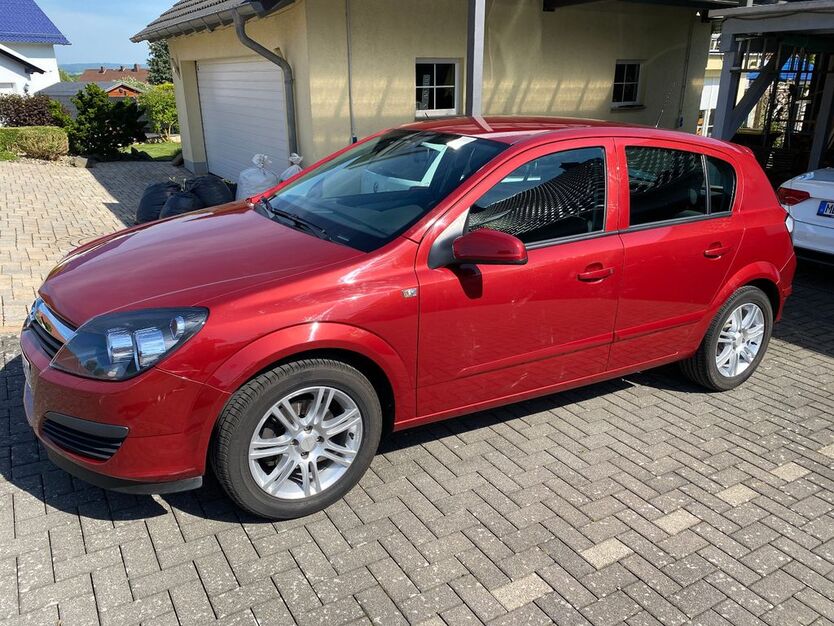 Opel Astra 41.900 km 6.190 € Gudensberg 34281