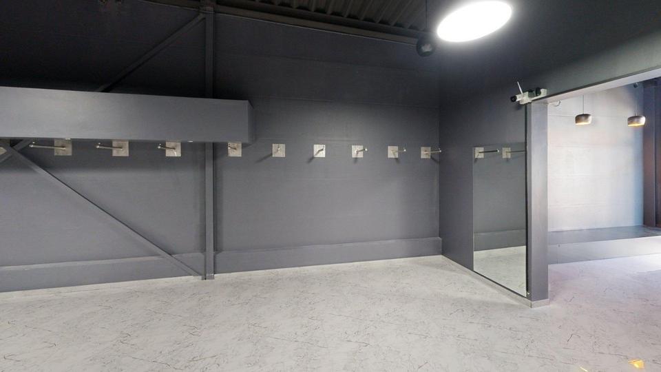 Hannover Laatzen - Gewerbefläche bzw Lager Aktenlager mit 340 m² zu vermieten, Küche, WC zimmer