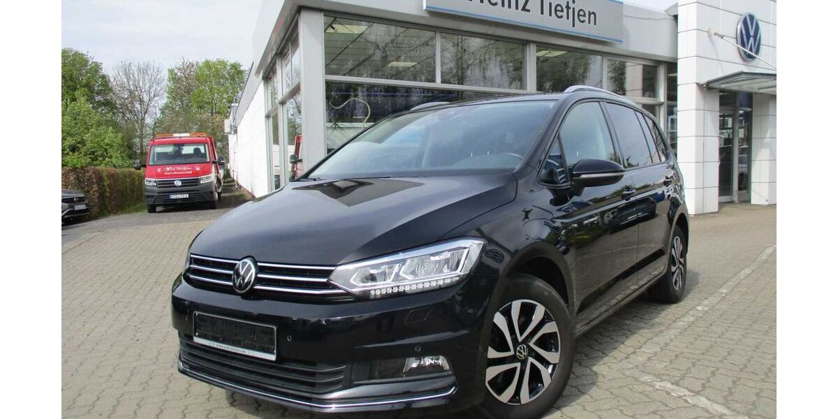 VW Touran 58.765 km 25.490 &euro; Harsefeld-Hollenbeck 21698