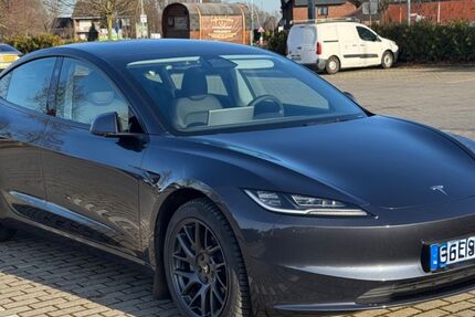 Tesla Model 3 7.500 km 36.990 &euro; Sassenberg 48336