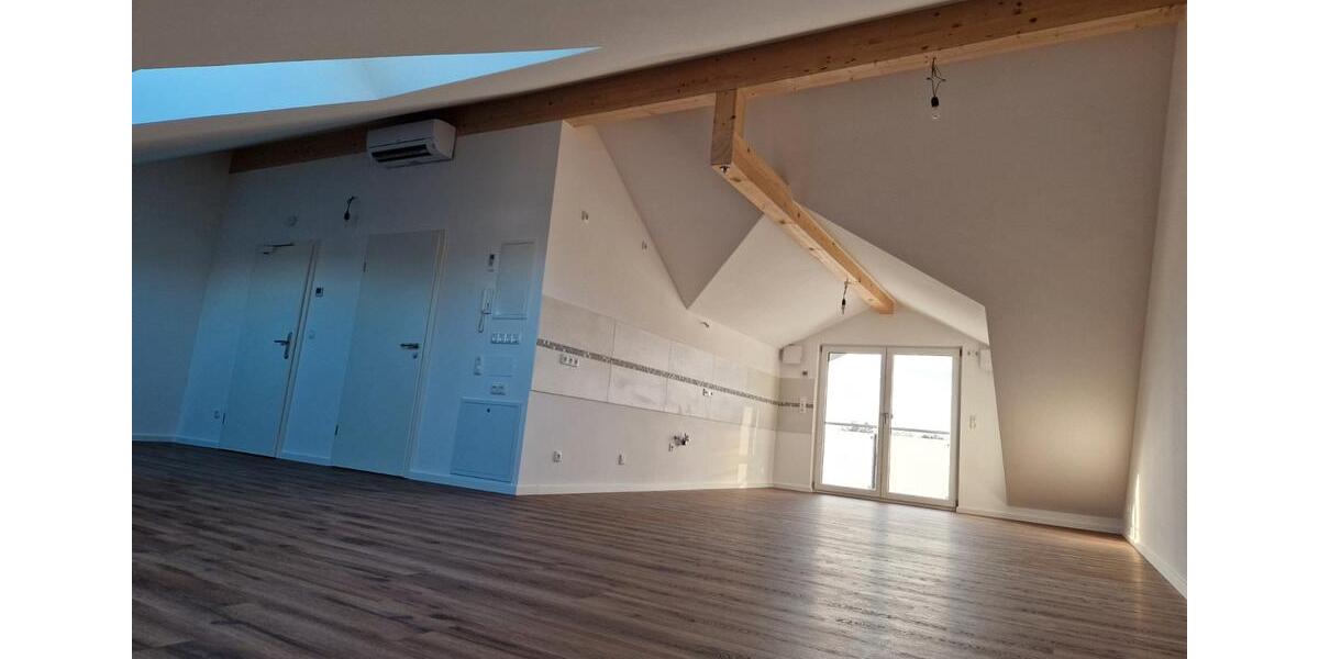 Dachgeschoßwohnung Burghausen - 1 Zimmer, 50 m&sup2;, 750&euro; | Angebot:26221404