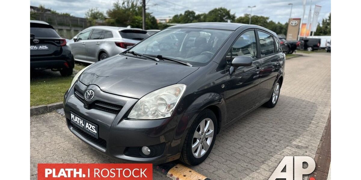 Toyota Corolla Verso 243.457 km 3.990 &euro; Rostock 18059