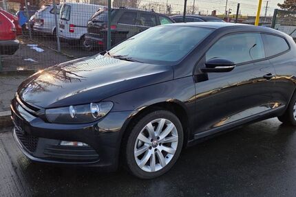 VW Scirocco 222.182 km 3.999 &euro; Berlin 13597