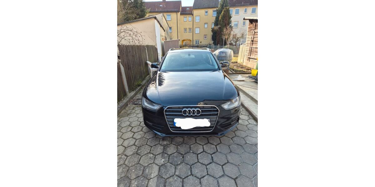 Audi A4 208.000 km 9.200 &euro; Arzberg 95659