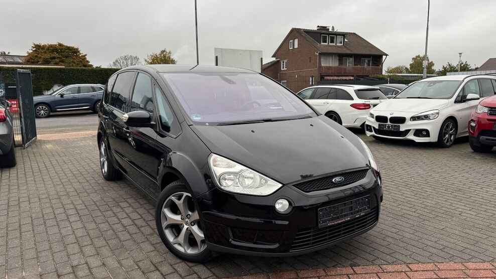 Ford S-Max 245.540 km 3.999 € Gronau 48599