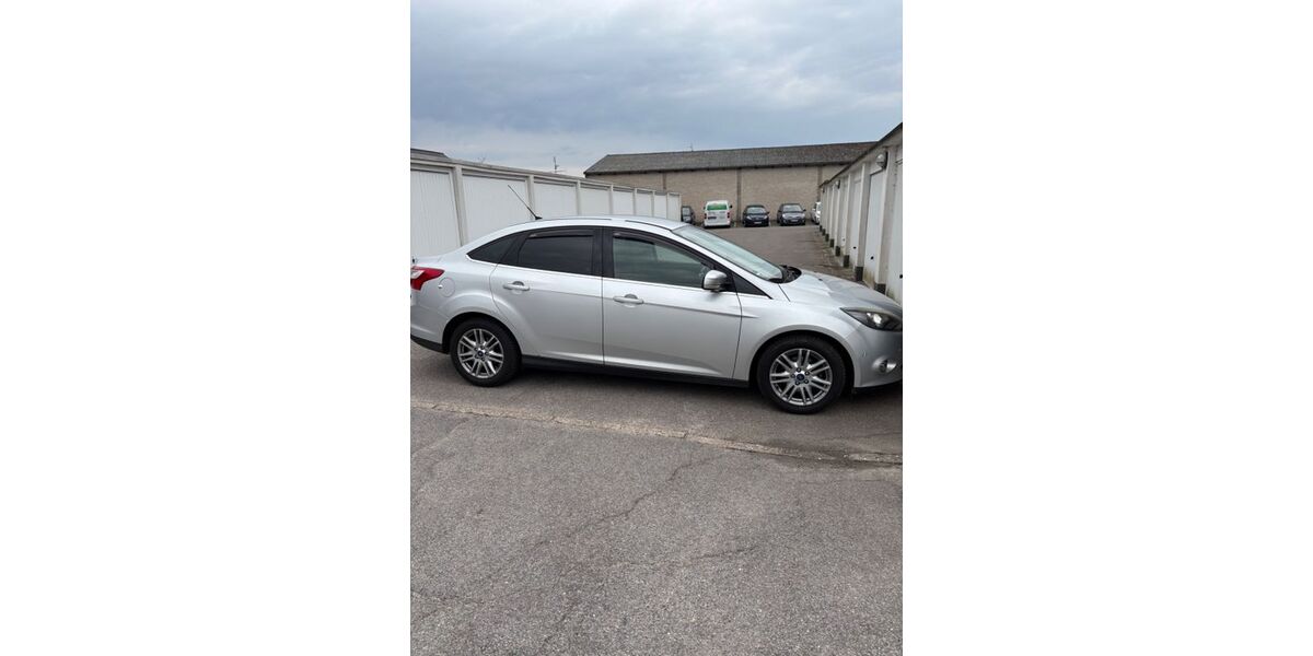 Ford Focus 133.000 km 4.000 &euro; Neumünster 24536