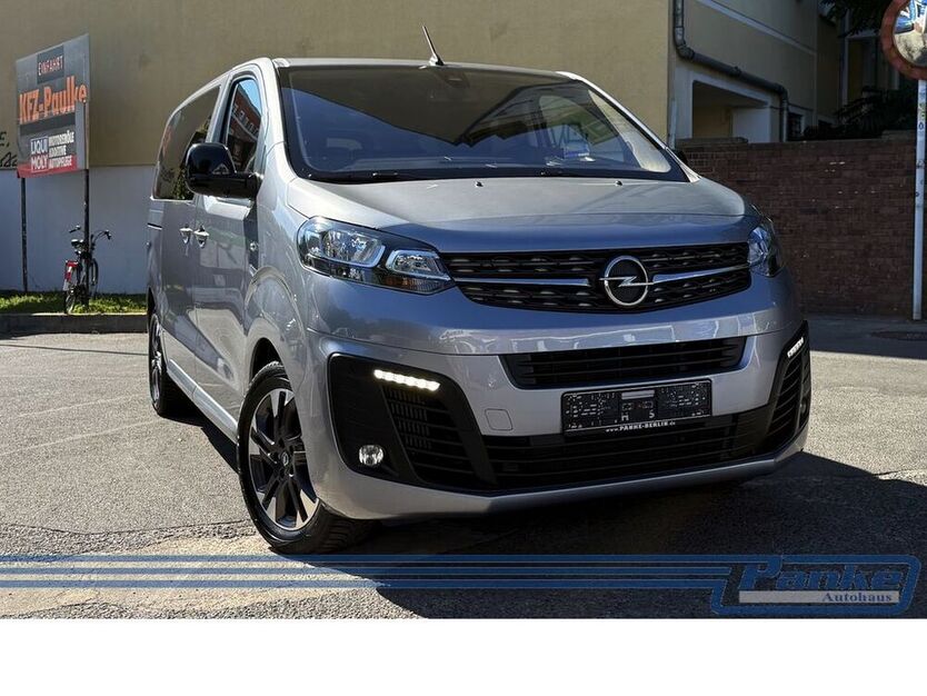 Zafira Life