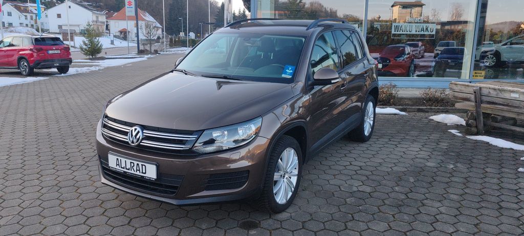 VW Tiguan 96.100 km 11.990 &euro; Wellheim-Konstein 91809