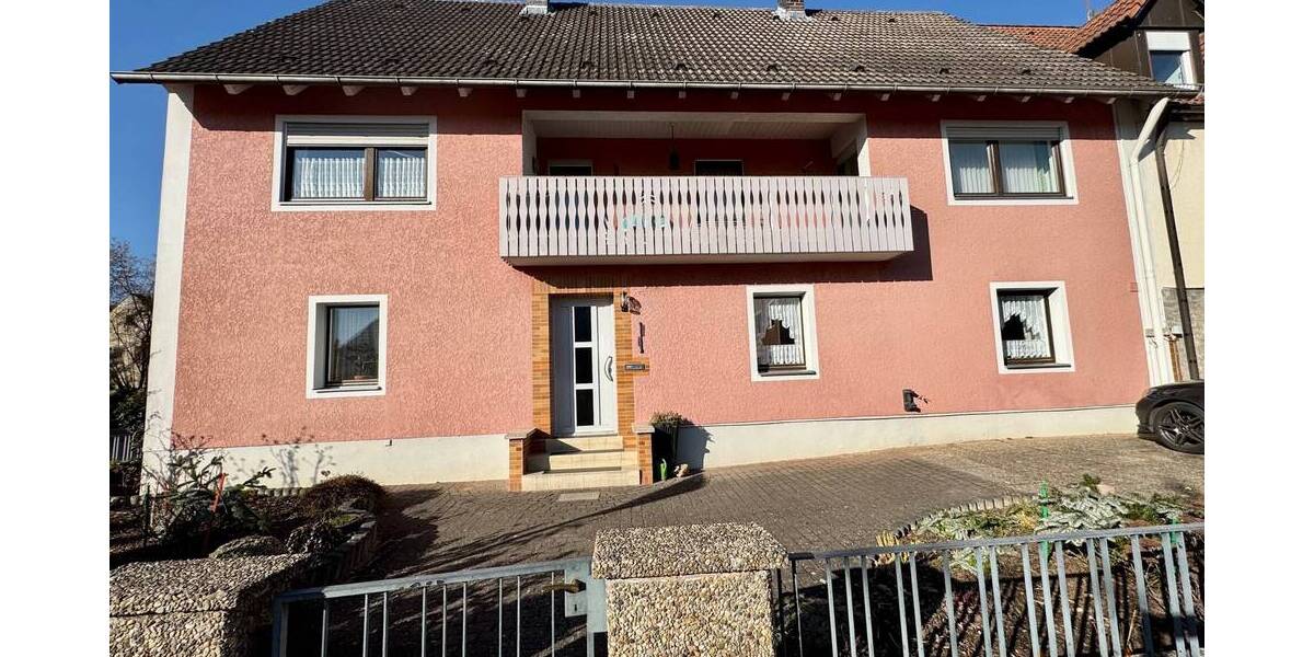 Einfamilienhaus Gunzenhausen Laubenzedel - 8 Zimmer, 203 m&sup2;, 329.000&euro; | Angebot:25680267