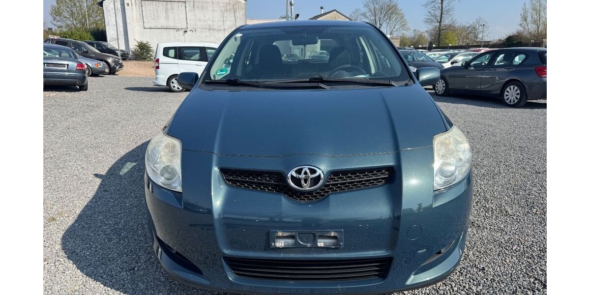 Toyota Auris 345.000 km 2.450 &euro; Alsdorf 52477