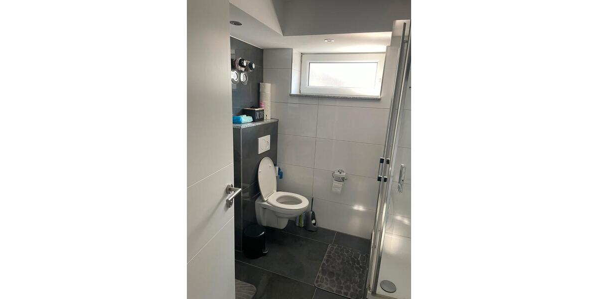 Etagenwohnung Sinsheim - 2 Zimmer, 70 m&sup2;, 650&euro; | Angebot:25961965