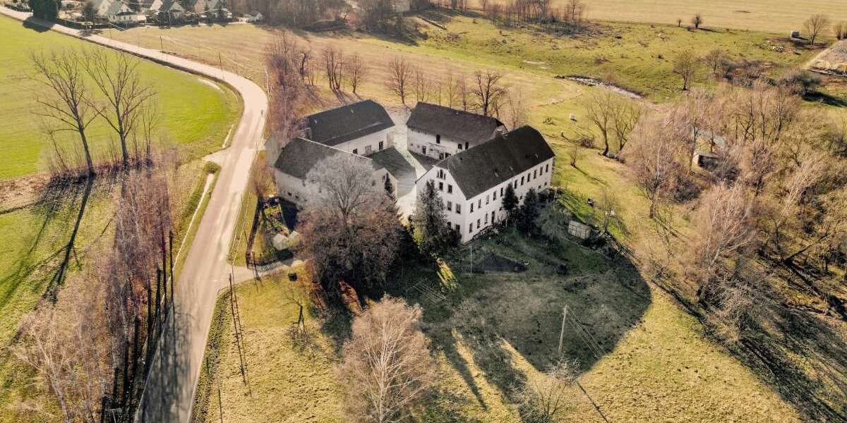 Einfamilienhaus Mittweida - 12 Zimmer, 272 m&sup2;, 359.000&euro; | Angebot:26023122