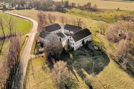 Haus Mittweida - 12 Zimmer, 272 m&sup2;, 359.000&euro; | Angebot:26023122