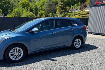 Hyundai i30 136.512 km 7.590 &euro; Ronshausen 36217